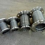 Metal expansion joint without tie rod-5